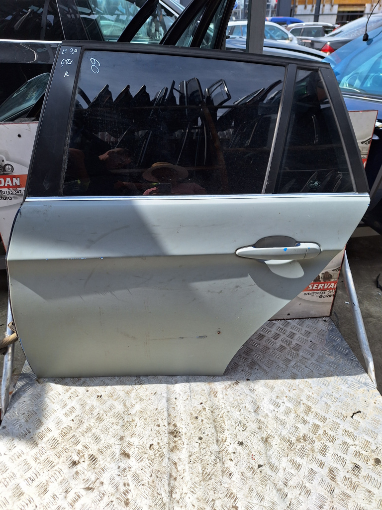 Usa / Portiera stanga spate BMW Seria 3 LCI (2008-