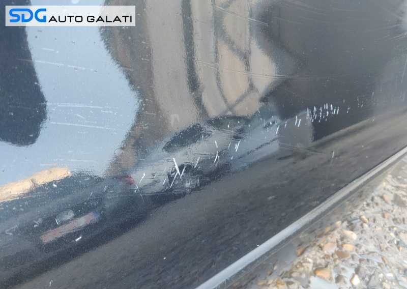 Usa - Portiera Stanga Spate cu Mici Defe