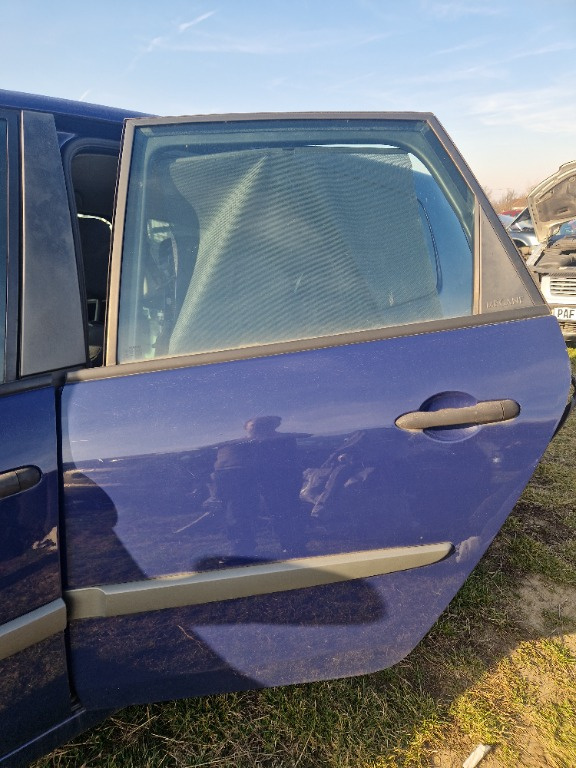 Usa Portiera stanga spate Renault Scenic 2 an 2006 culoare albastru