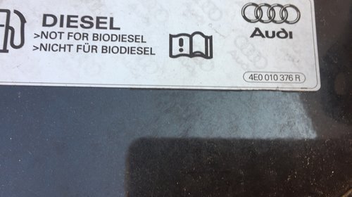 Usa rezervor Audi A4 B7 2007 combi 4E001