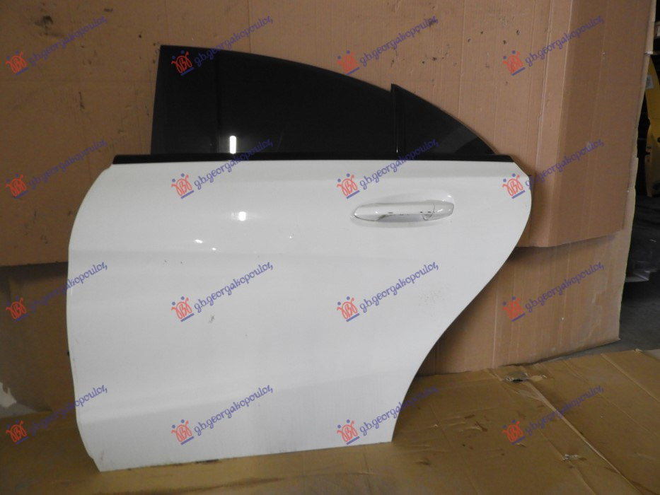 Usa spate 4 usi stanga MERCEDES CLA (117) 13-16 MERCEDES CLA (117) 16-19