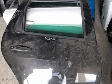 Usa spate Dacia Duster