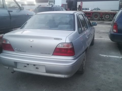 Usa spate - Daewoo Cielo, 1.5i, an fabricatie 2004