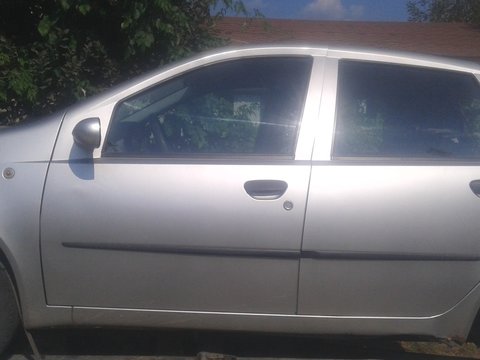 Usa spate dreapta (fara accesorii ) Fiat Punto 2002 culoare gri in stare buna cu factura