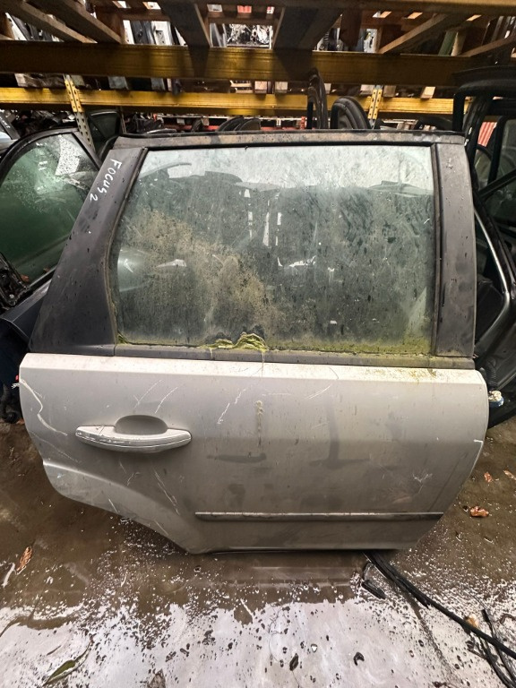 USA SPATE DREAPTA FORD FOCUS 2 AN 2004
