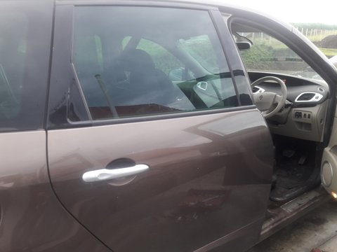 Usa spate dreapta Renault Grand Scenic an 2011