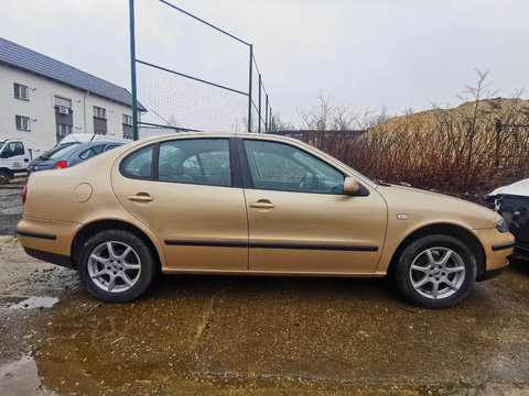 USA SPATE DREAPTA SEAT TOLEDO 2001