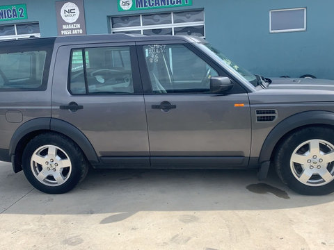 Usa spate Land Rover Discovery 3 2.7 TDV6 276DT