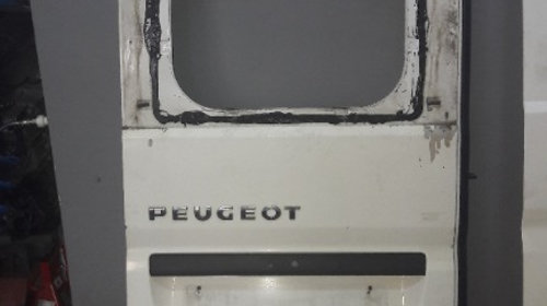 Usa spate model inaltat pentru Peugeot B