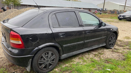 Usa spate Opel Astra G