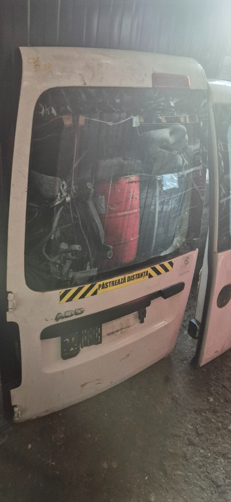 Usa spate portbagaj cu geam luneta Vw Caddy 2005-2010