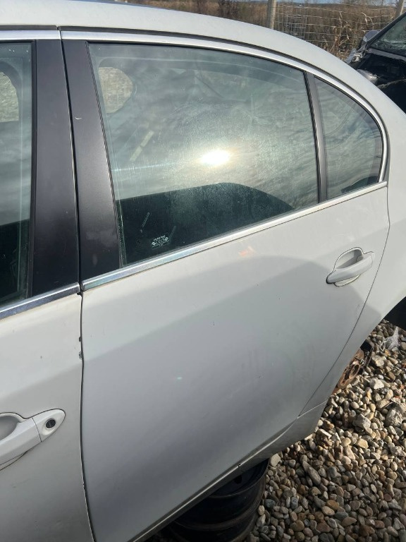 Usa spate stanga Bmw seria 5 e60