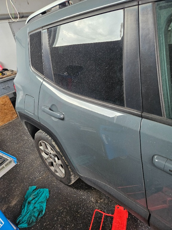 Usa spate stanga / usa spate dreapta Jeep Renegade din 2017