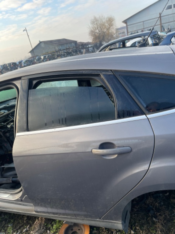 USA STÂNGA SPATE FORD FOCUS 3