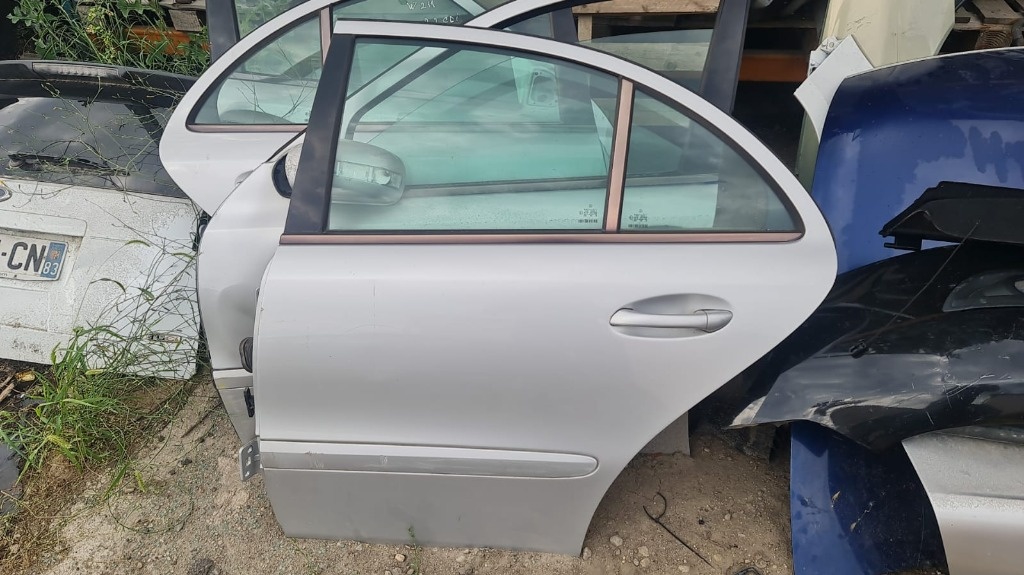 Usa stânga spate MERCEDES E Class W 211 DIN 2003