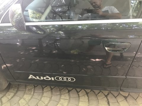 Usa stanga fata Audi A4 B7 combi