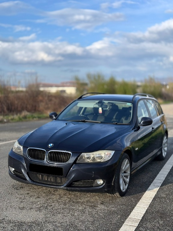 Usa stanga fata BMW 320D E90 LCI Facelif