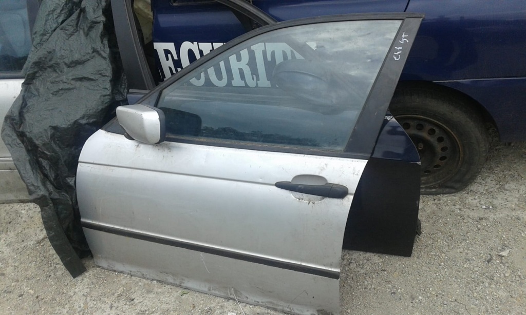 Usa stanga fata Bmw seria 3,e46