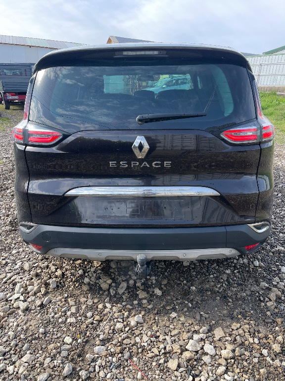 Usa stanga fata complet echipata Renault