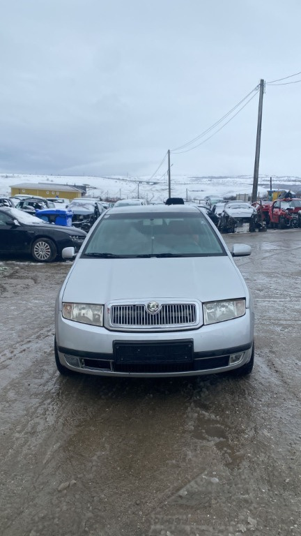 Usa stanga fata complet echipata Skoda Fabia 2002 hatchback 1.4 mpi
