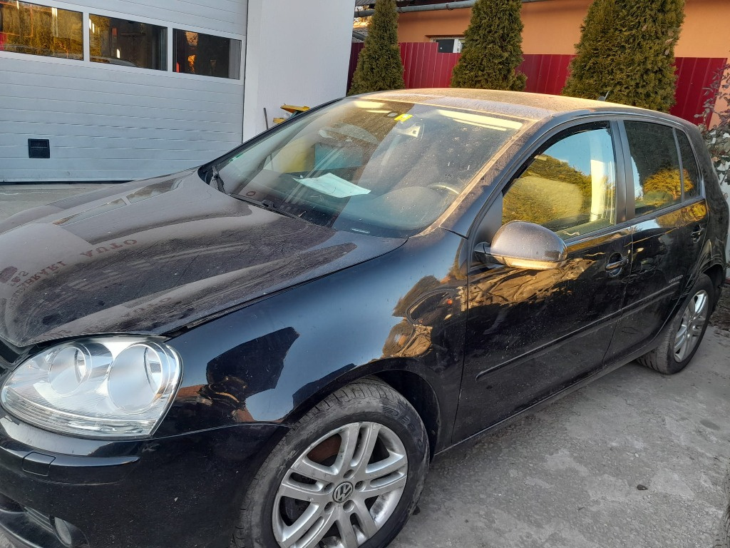 Usa stanga fata complet echipata Volkswagen Golf 5 2008 break 1.4 tsi 90 kw