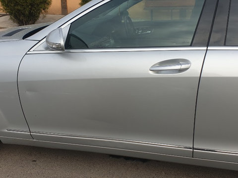 Usa stanga fata cu defect Mercedes S-Class W221