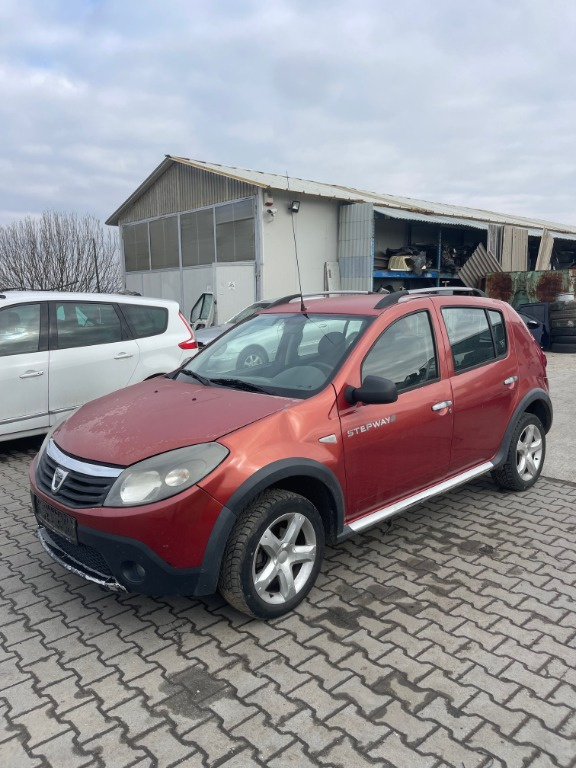 Usa stanga fata Dacia Sandero 2011 STEPW