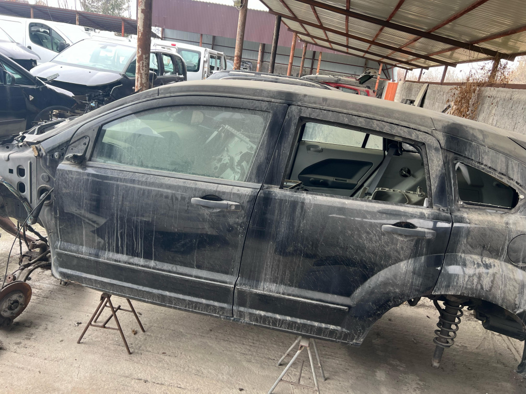 Usa stanga fata Dodge Caliber 2006 Dodge Caliber an 2006 cod piesa