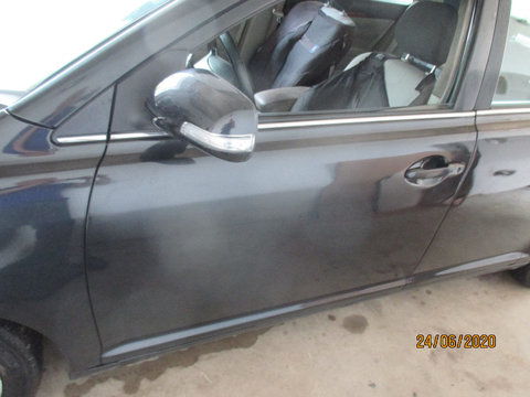 Usa stanga fata (fara accesorii) culoare neagra cod culoare TR209 Toyota Avensis T25 facelift 2006 2007 2008