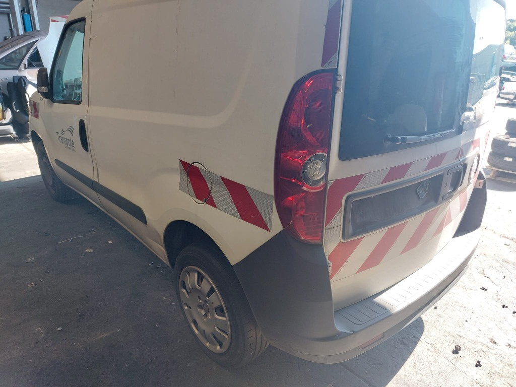 Usa stanga fata Fiat Doblo 2012 Duba 1.4