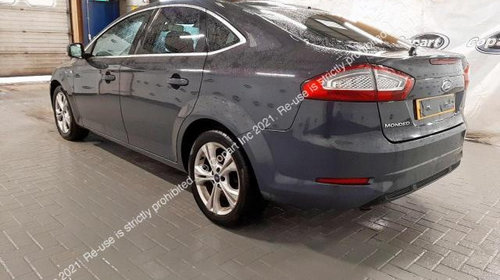 Usa stanga fata Ford Mondeo 2012 Hatchba