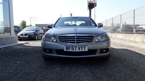 Usa stanga fata Mercedes C-Class W204 20