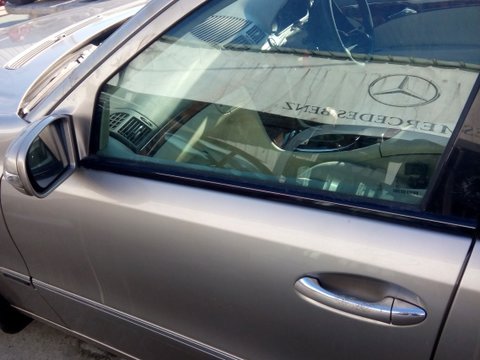 Usa stanga fata Mercedes E class W211