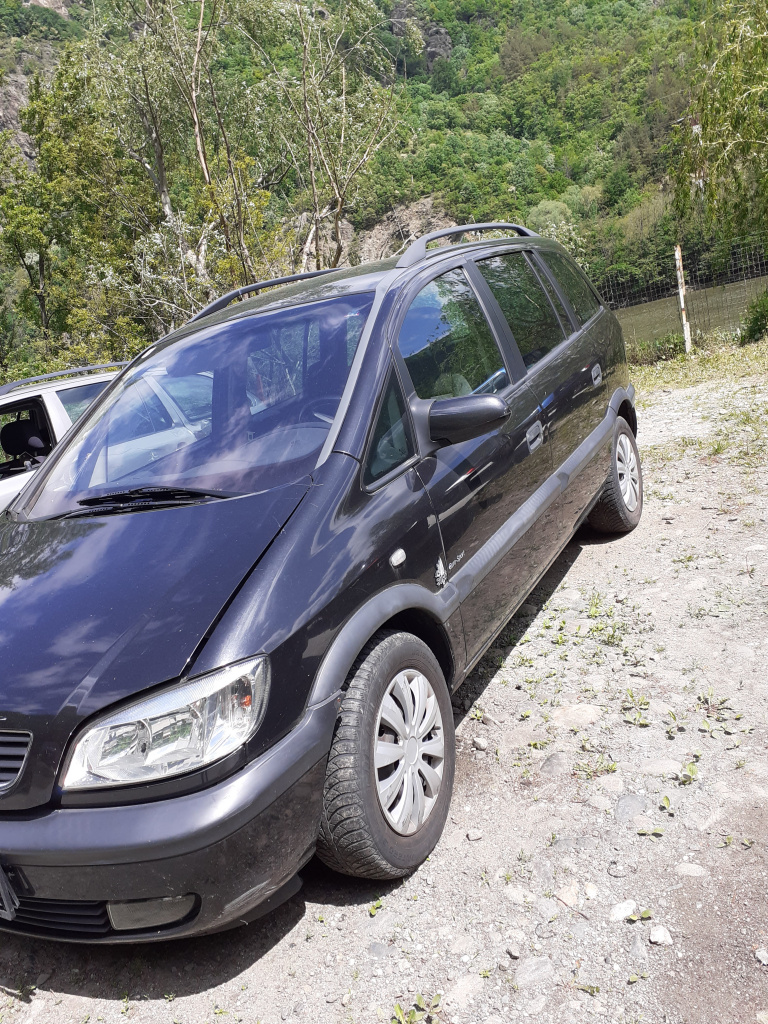 Usa stanga fata Opel Zafira 2001 Van 2.0