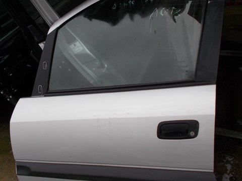 Usa stanga fata Opel Zafira, din 2000/2005