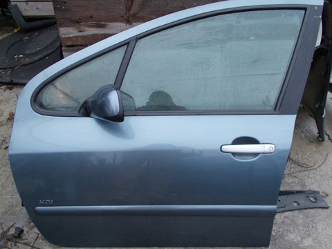 Usa stanga fata Peugeot 307, din 2005