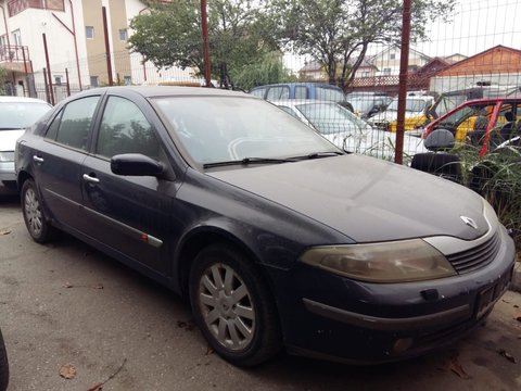 Usa stanga fata Renault Laguna 2004 berlina