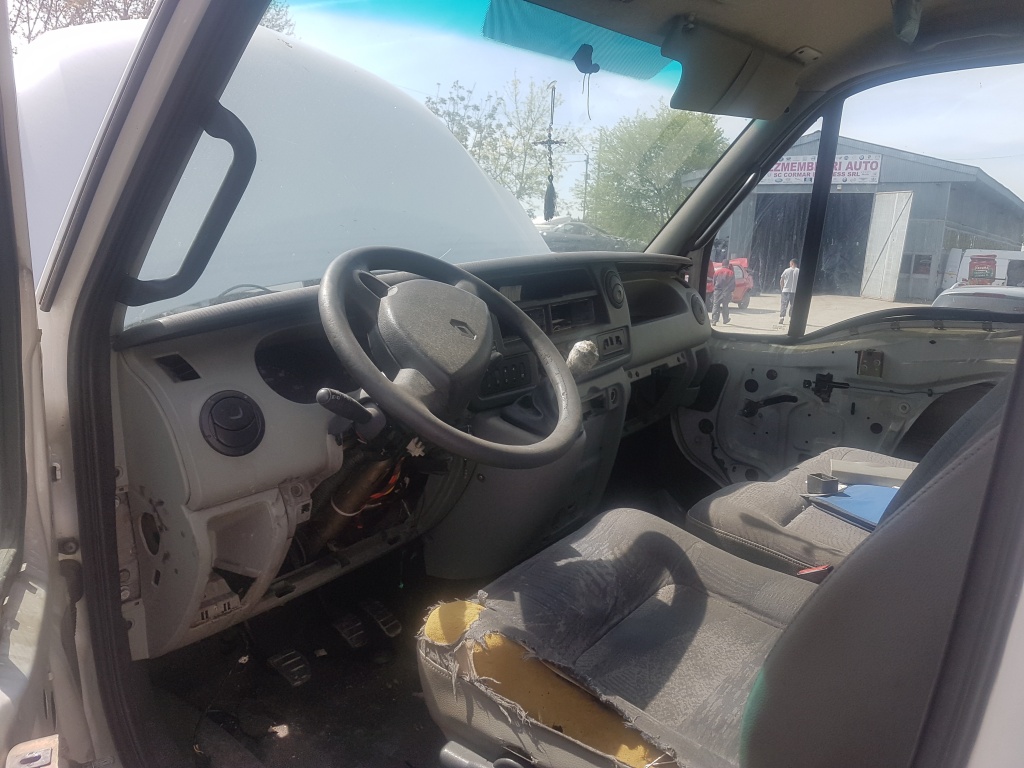 Usa stanga fata Renault Mascott 2006 PLA