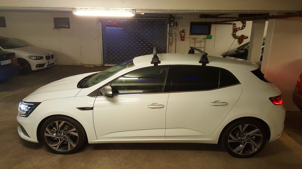 Usa stanga fata Renault Megane 4 2016-2021