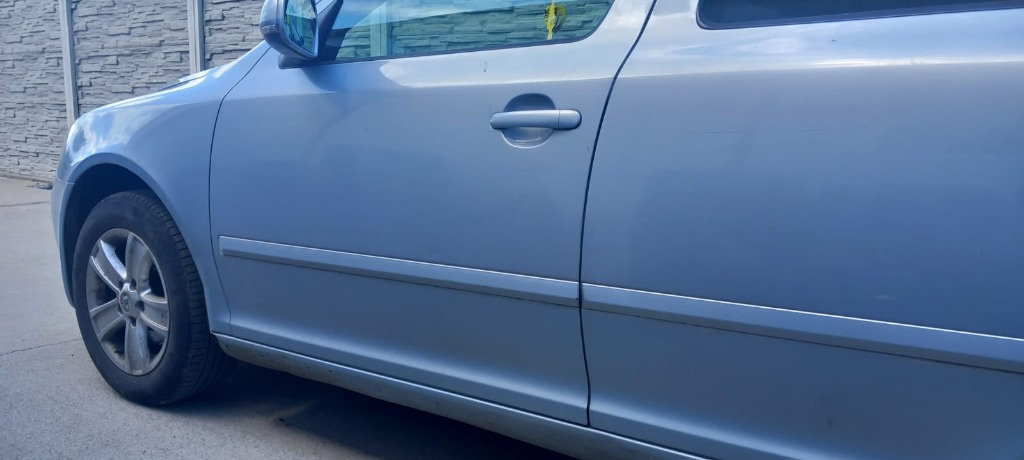USA STANGA FATA SKODA OCTAVIA 2