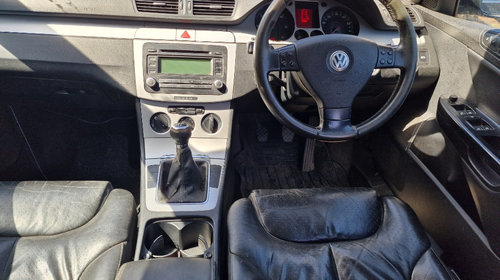 Usa stanga fata Volkswagen Passat B6 200