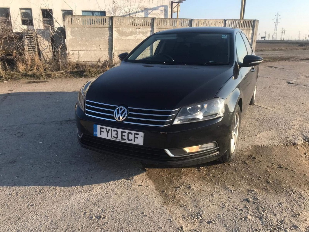 Usa stanga fata Volkswagen Passat B7 2013 Hatchback 2.0