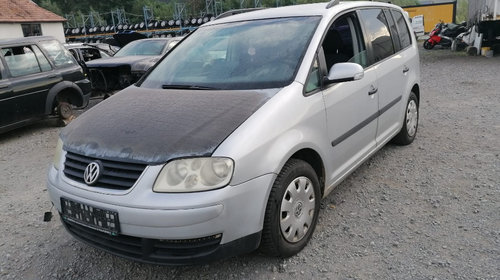 Usa stanga fata Volkswagen Touran 2004 1