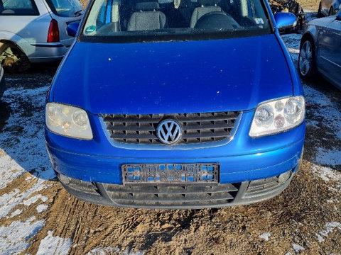 Usa stanga fata Volkswagen Touran 2004 van 1.6 FSI