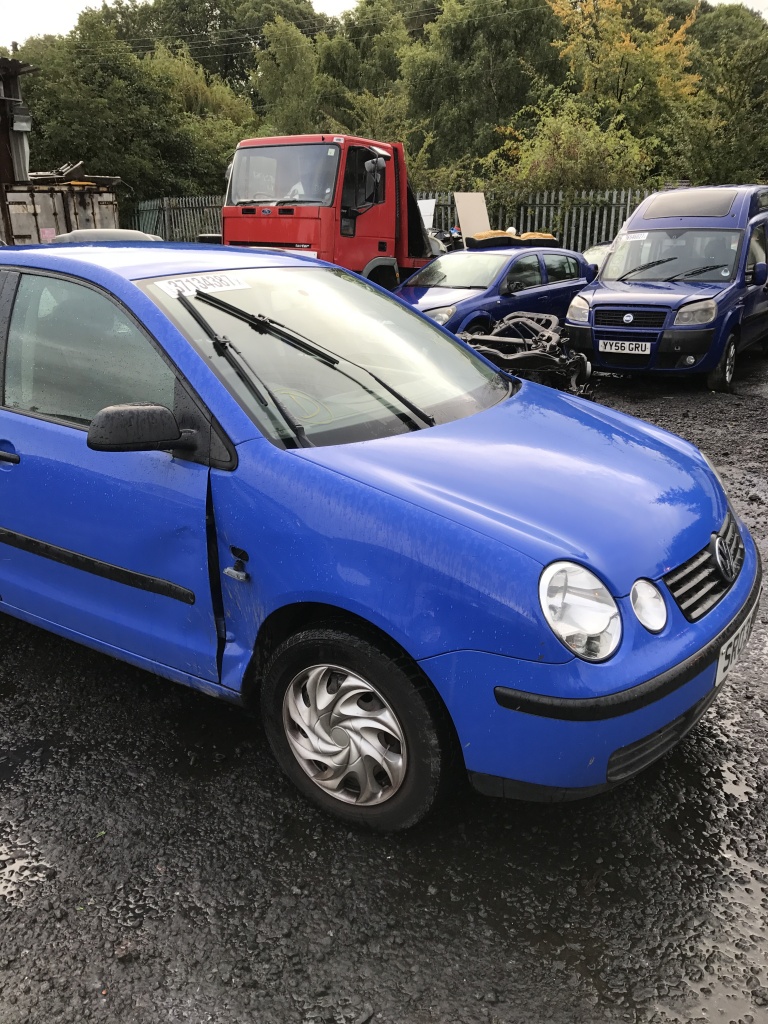 Usa stanga fata VW Polo 9N 2004 Hatchbac