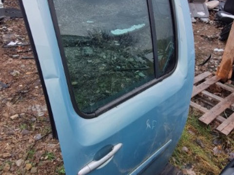 Usa stanga lateral culisanta Renault Kangoo 2014 cu mic defect