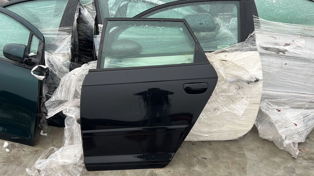 Usa stanga spate Audi A3 8P