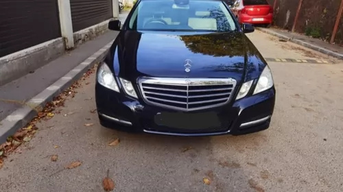 Usa stanga spate complet echipata Mercedes E-Class W212 2010 Berlina E220 cdi