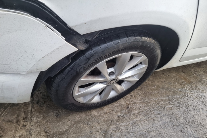 Usa stanga spate complet echipata Skoda 