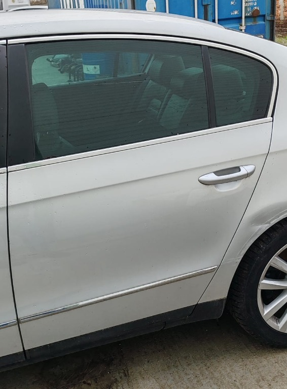 Usa stanga spate complet echipata Volkswagen Passa